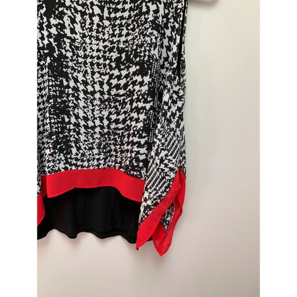 Unique and Professional Blouse - Picture 4 of 5